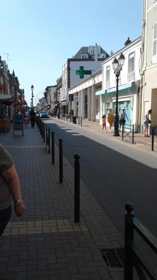 L'Annexe Apartment Cabourg Bagian luar foto