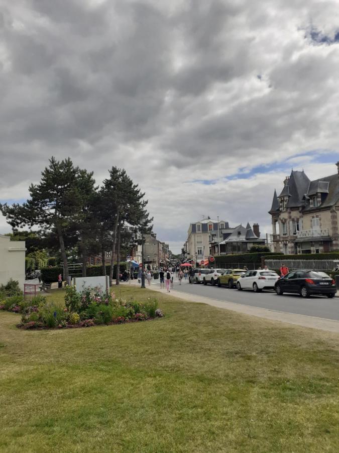 L'Annexe Apartment Cabourg Bagian luar foto
