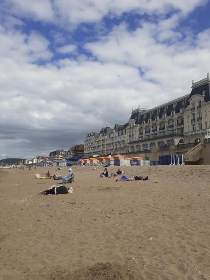 L'Annexe Apartment Cabourg Bagian luar foto