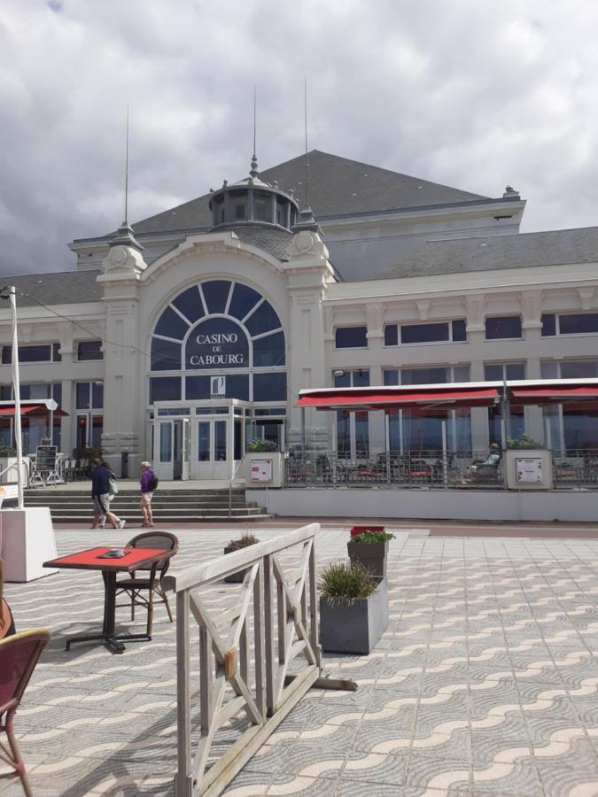 L'Annexe Apartment Cabourg Bagian luar foto